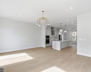 2389 Liberty Loop - Photo Thumbnail 17