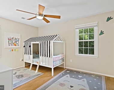 9220 Burnetta Drive - Photo Thumbnail 40