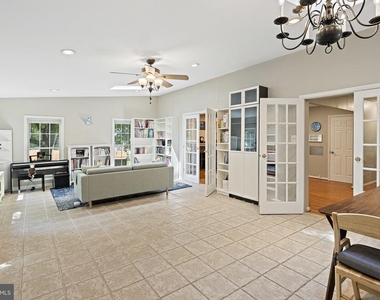 9220 Burnetta Drive - Photo Thumbnail 20