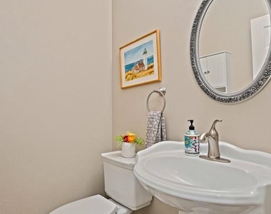 9220 Burnetta Drive - Photo Thumbnail 14