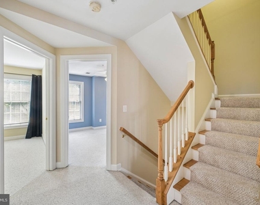 7979 Vigne Court - Photo Thumbnail 30