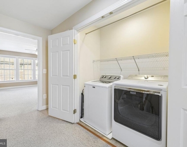 7979 Vigne Court - Photo Thumbnail 31