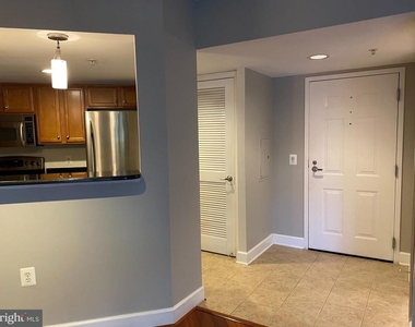 11800 Sunset Hills Road - Photo Thumbnail 8