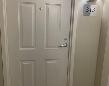 11800 Sunset Hills Road - Photo Thumbnail 7