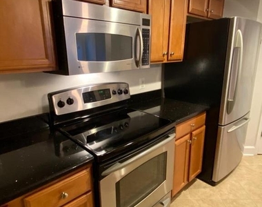 11800 Sunset Hills Road - Photo Thumbnail 12