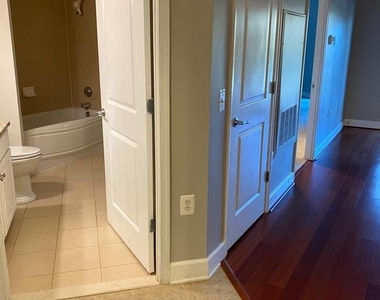 11800 Sunset Hills Road - Photo Thumbnail 14