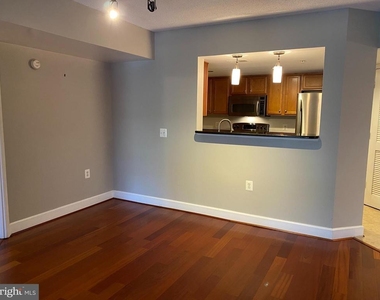 11800 Sunset Hills Road - Photo Thumbnail 18