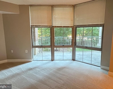 11800 Sunset Hills Road - Photo Thumbnail 53
