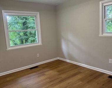 8093 Meetze Road - Photo Thumbnail 25