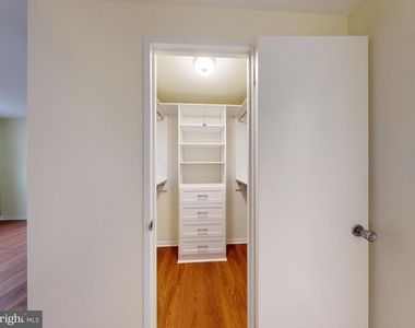 4600 Duke Street - Photo Thumbnail 25