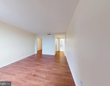 4600 Duke Street - Photo Thumbnail 24