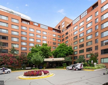1021 Arlington Boulevard - Photo Thumbnail 25