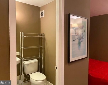 1011 Arlington Boulevard - Photo Thumbnail 20