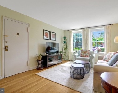 2883 S Abingdon Street - Photo Thumbnail 3