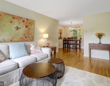 2883 S Abingdon Street - Photo Thumbnail 5