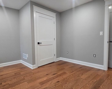 3936 Dexter Street - Photo Thumbnail 16