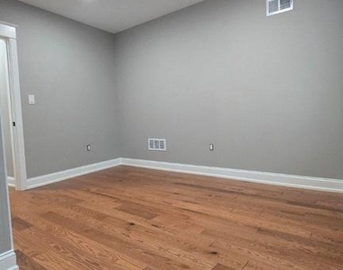 3936 Dexter Street - Photo Thumbnail 23