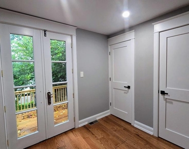 3936 Dexter Street - Photo Thumbnail 9