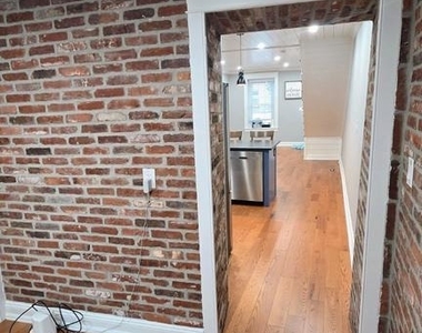 3936 Dexter Street - Photo Thumbnail 8