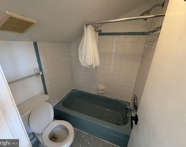 7751 Oxford Avenue - Photo Thumbnail 16