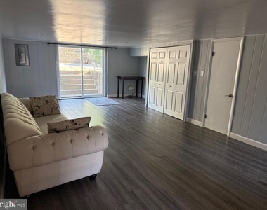 3555 Churchill Lane - Photo Thumbnail 5