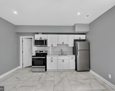 2141 S 64th Street - Photo Thumbnail 4