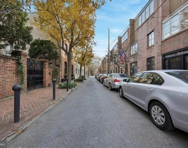 715 Rodman Street - Photo Thumbnail 24