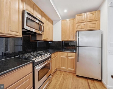 715 Rodman Street - Photo Thumbnail 17