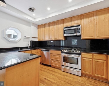 715 Rodman Street - Photo Thumbnail 15