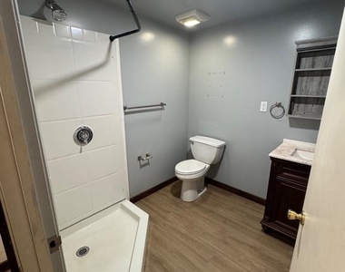 1191 Lancaster Pike - Photo Thumbnail 7