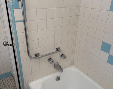 402 N Springfield Road - Photo Thumbnail 12