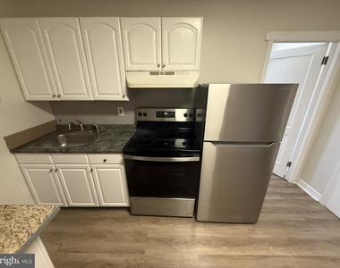 402 N Springfield Road - Photo Thumbnail 4