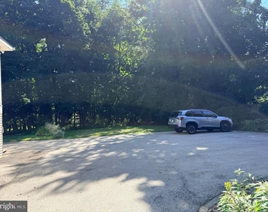 132 Paoli Pike - Photo Thumbnail 35