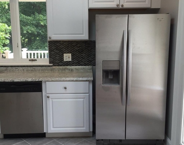 132 Paoli Pike - Photo Thumbnail 1