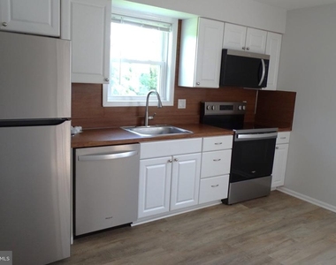 107 Hunter Way - Photo Thumbnail 3