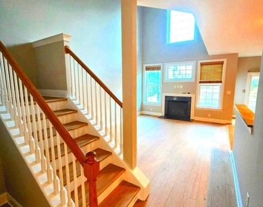 2336 S Whittmore Street - Photo Thumbnail 3