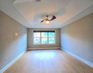 2336 S Whittmore Street - Photo Thumbnail 9