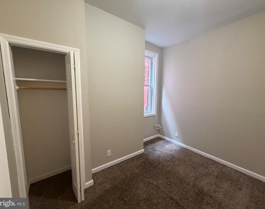 319 Academy Street - Photo Thumbnail 6