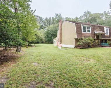 2294 Linden Avenue - Photo Thumbnail 4