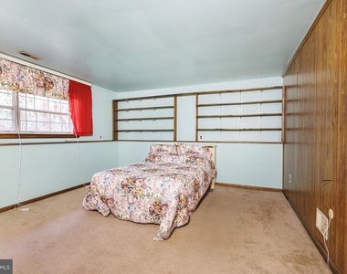 2294 Linden Avenue - Photo Thumbnail 35