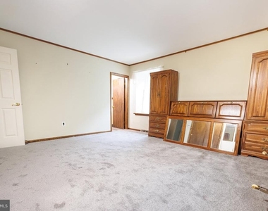 2294 Linden Avenue - Photo Thumbnail 27