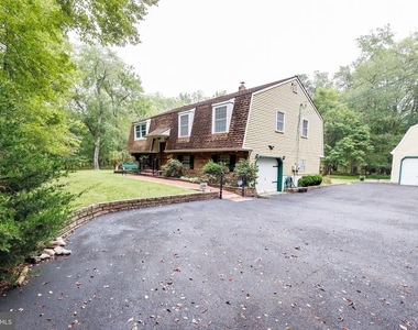 2294 Linden Avenue - Photo Thumbnail 2