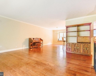 2294 Linden Avenue - Photo Thumbnail 12