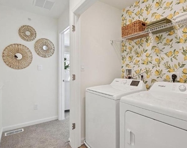 116 Spencer Way - Photo Thumbnail 11