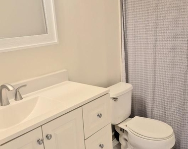 411 Stiles Avenue - Photo Thumbnail 2