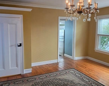 9 Walnut Street - Photo Thumbnail 3