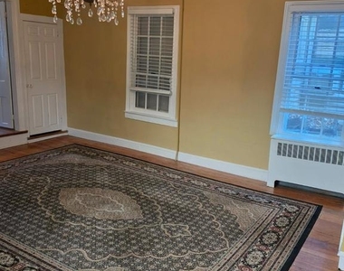 9 Walnut Street - Photo Thumbnail 4