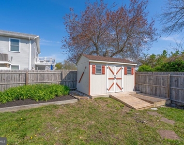 715 Lafayette Boulevard - Photo Thumbnail 27