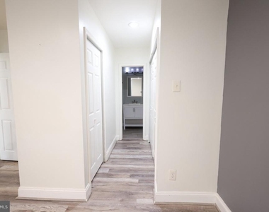 10107 Prince Place - Photo Thumbnail 9