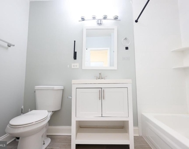 10107 Prince Place - Photo Thumbnail 7